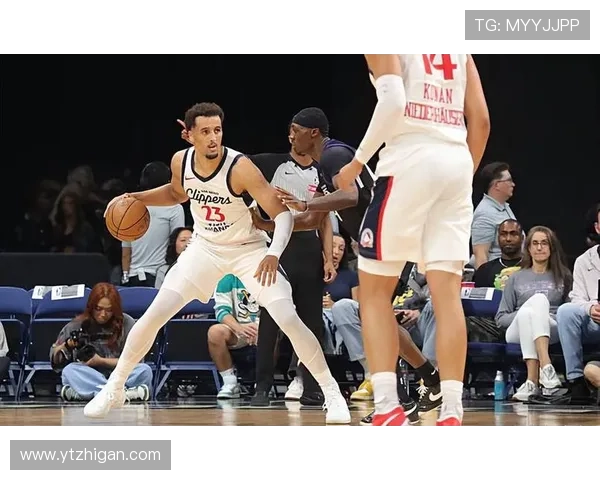 小鲍德温身高激增至213米快船队新星展现惊人潜力与成长 小鲍德温身高激增至213米快船队新星展现惊人潜力与成长